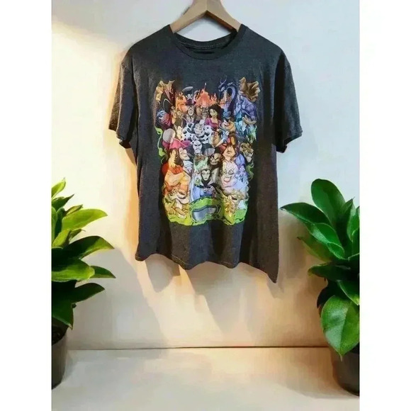 Disney Villains Group Collage Short Sleeve T-Shirt Tee- Adult L - Picture 1 of 4